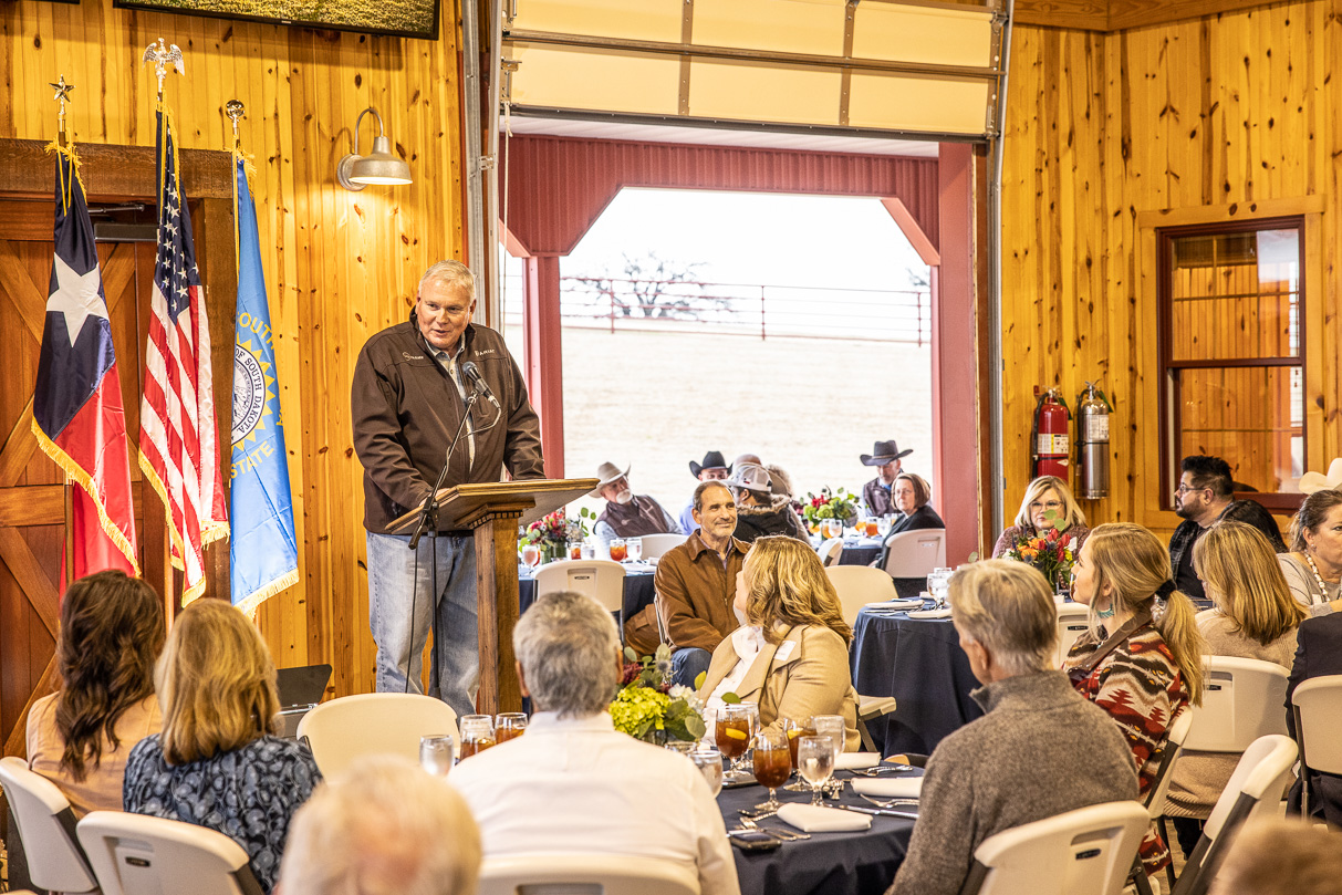 44Farms_Cameron_BullSale_Feb2021-515198