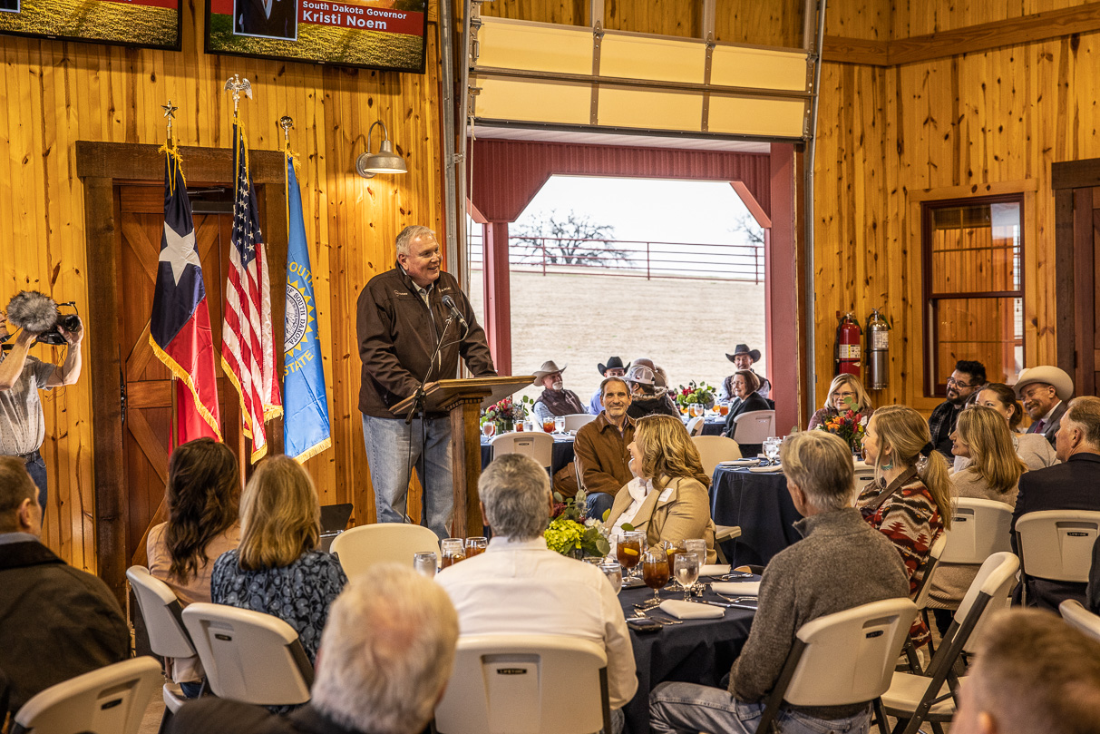 44Farms_Cameron_BullSale_Feb2021-515200