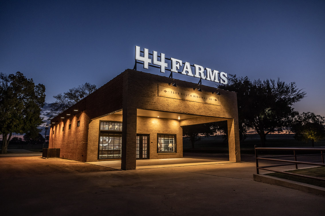 44Farms_Cameron_FallBullSale_Oct2021-522645