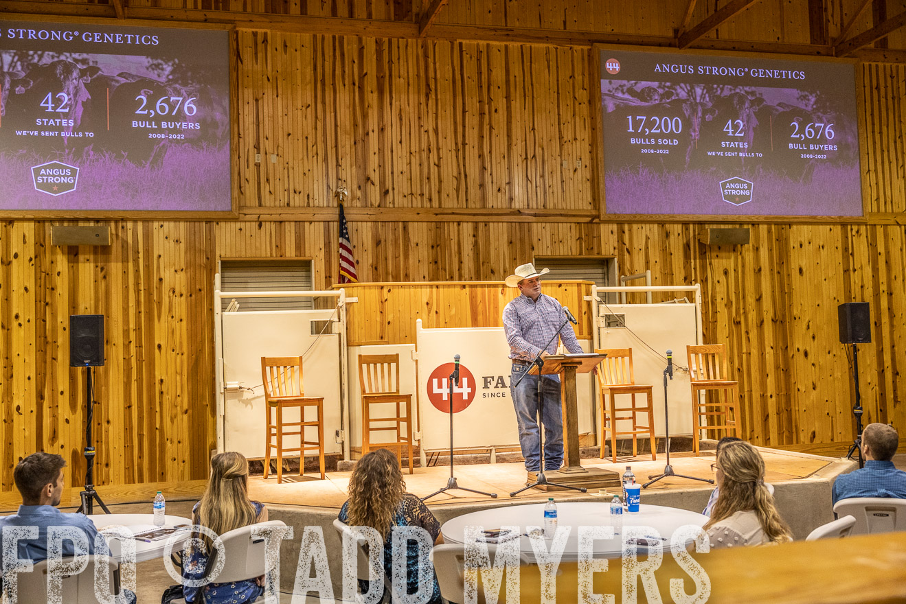 TMyers_AnnualBusMeeting_Cameron_June2022-520553