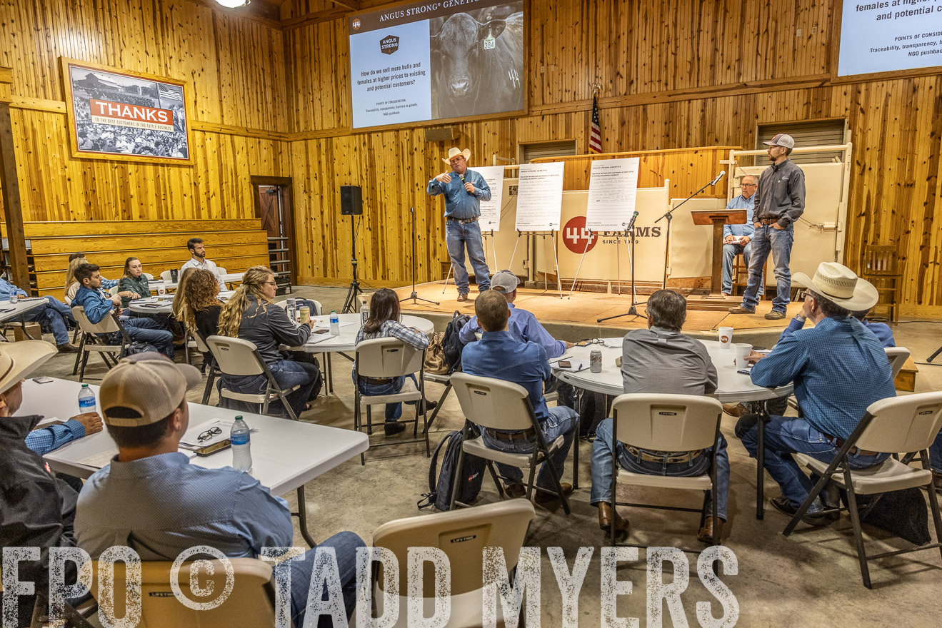 TMyers_AnnualBusMeeting_Cameron_June2022-521406