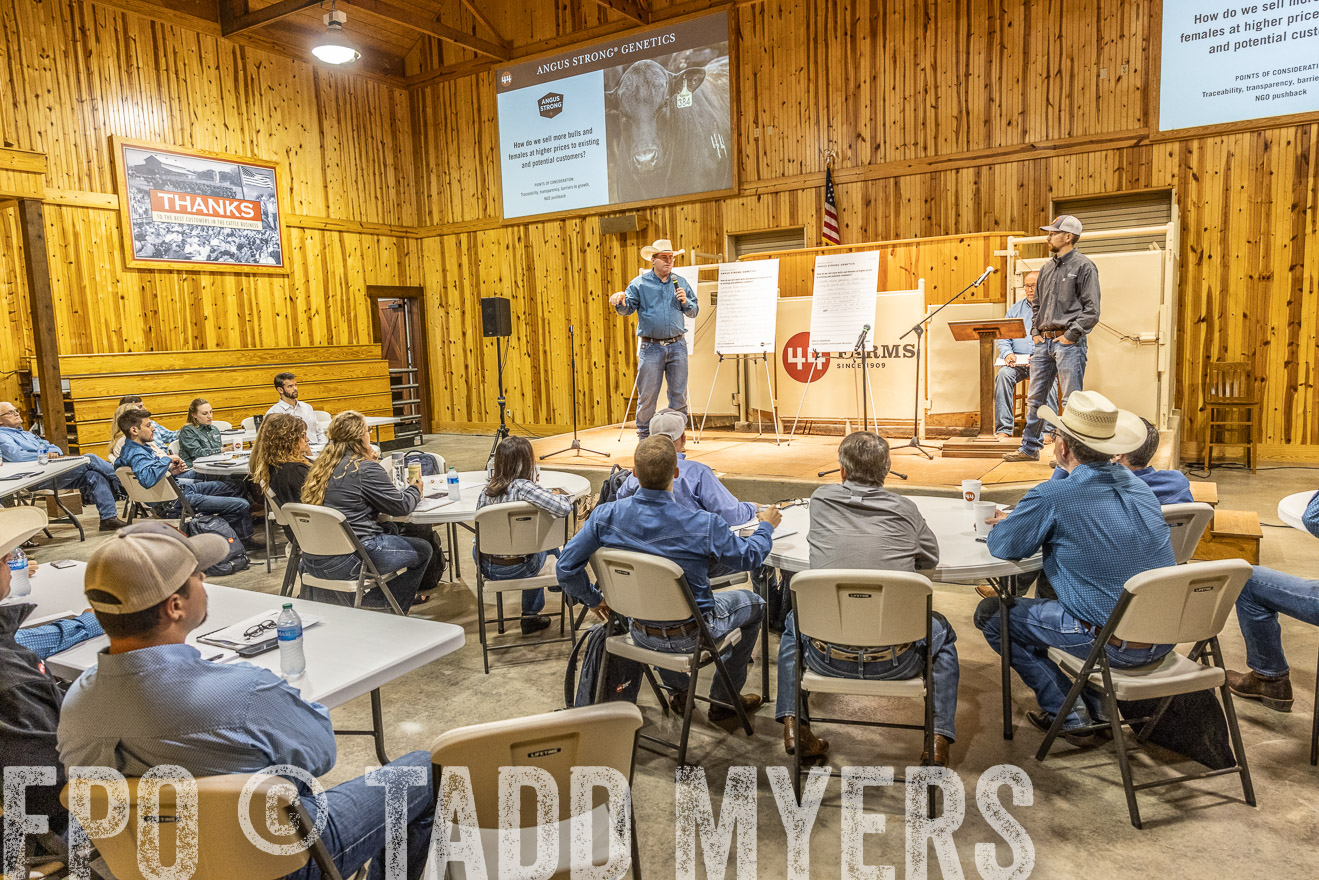 TMyers_AnnualBusMeeting_Cameron_June2022-521409