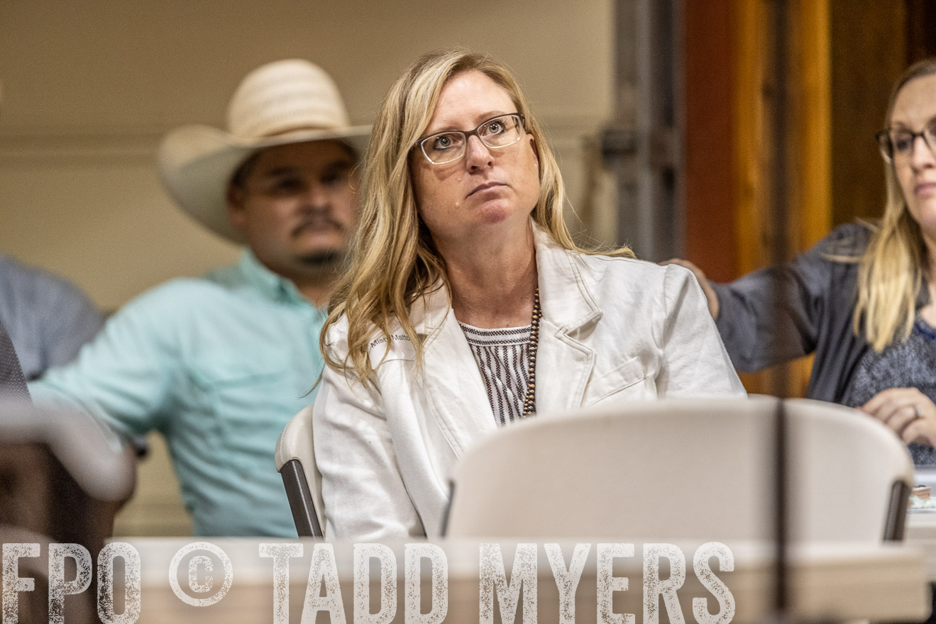 TMyers_BusMeeting_Cameron_May2023-520505