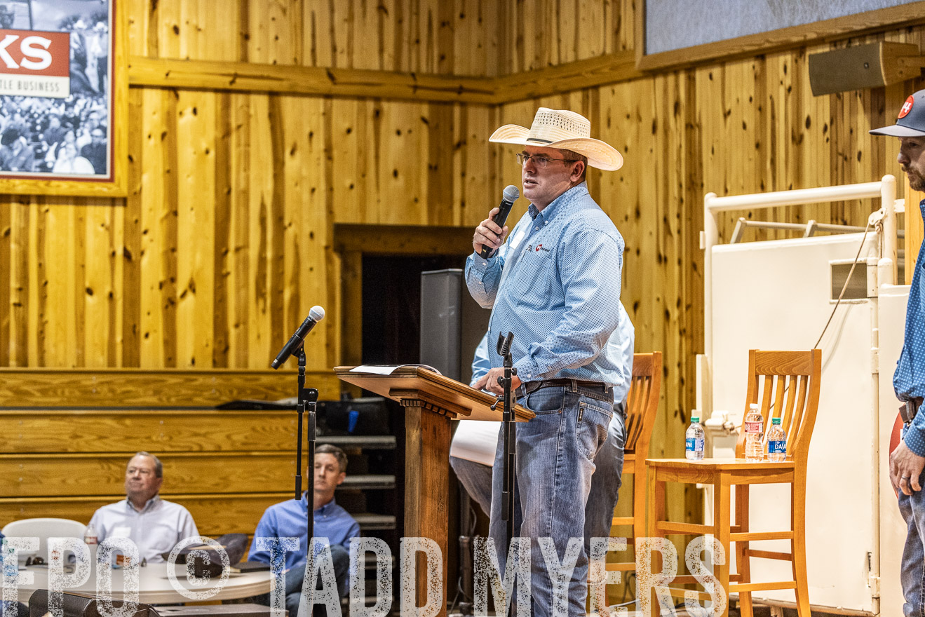 TMyers_BusMeeting_Cameron_May2023-520521