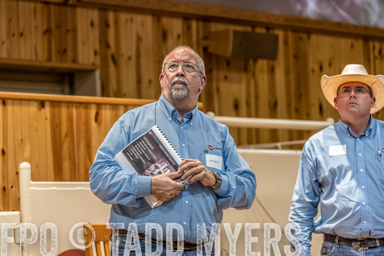 TMyers_BusMeeting_Cameron_May2023-520554