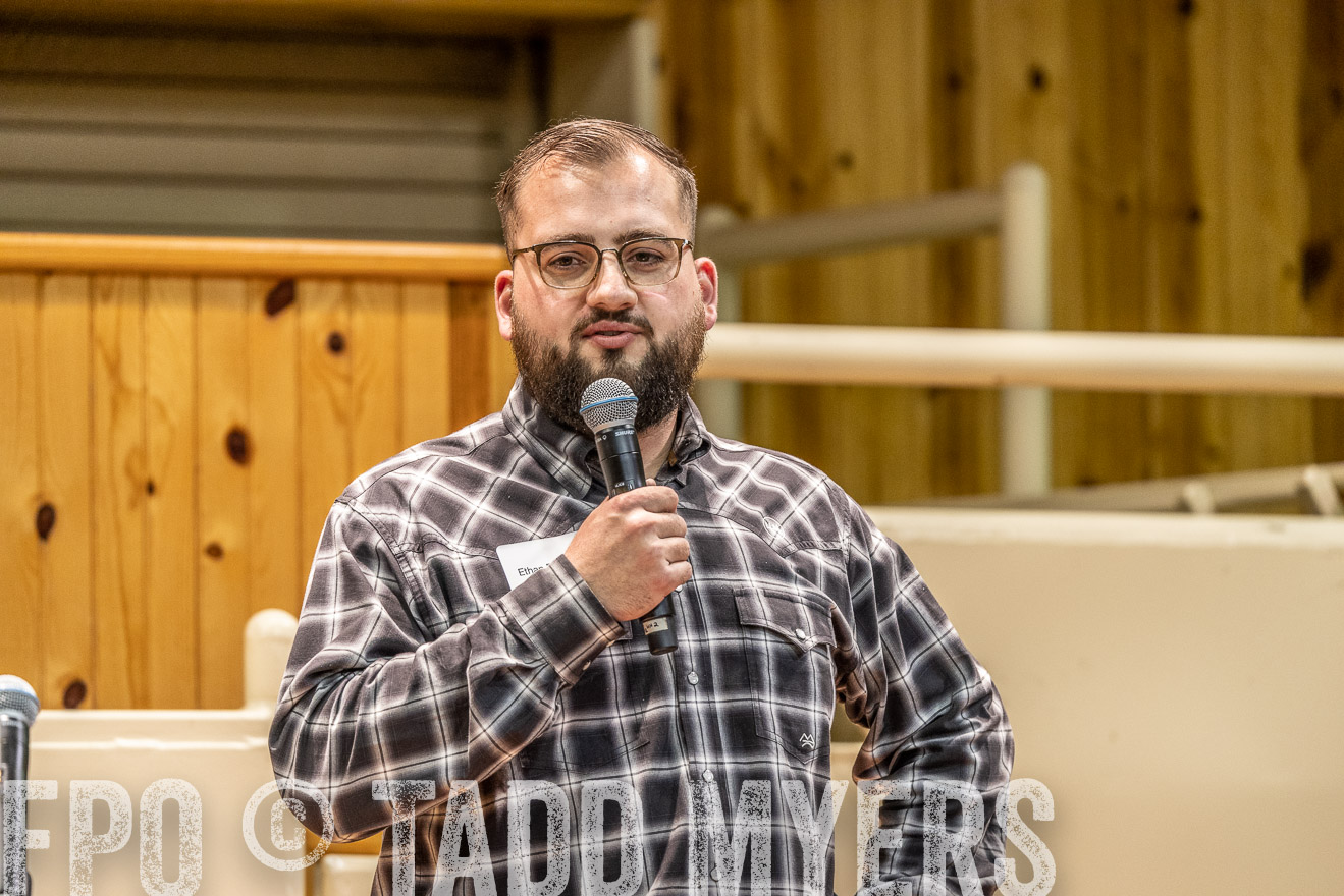 TMyers_BusMeeting_Cameron_May2023-520590