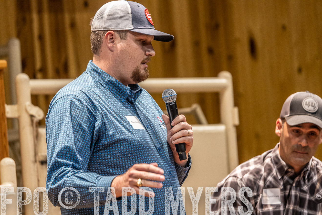 TMyers_BusMeeting_Cameron_May2023-520632