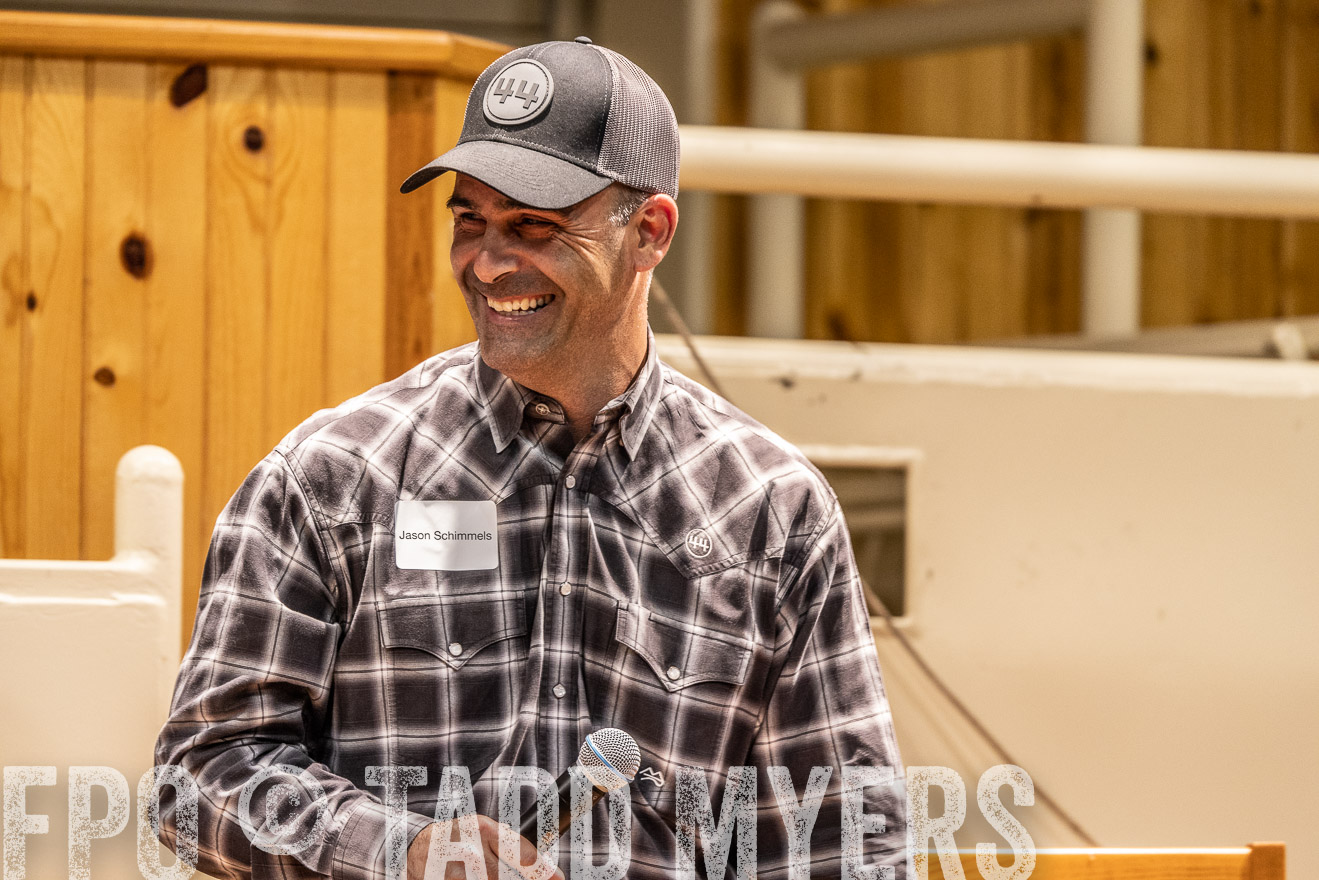 TMyers_BusMeeting_Cameron_May2023-520665