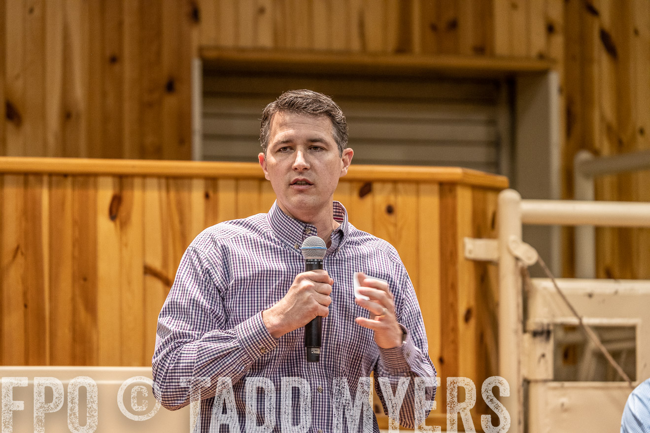 TMyers_BusMeeting_Cameron_May2023-520697