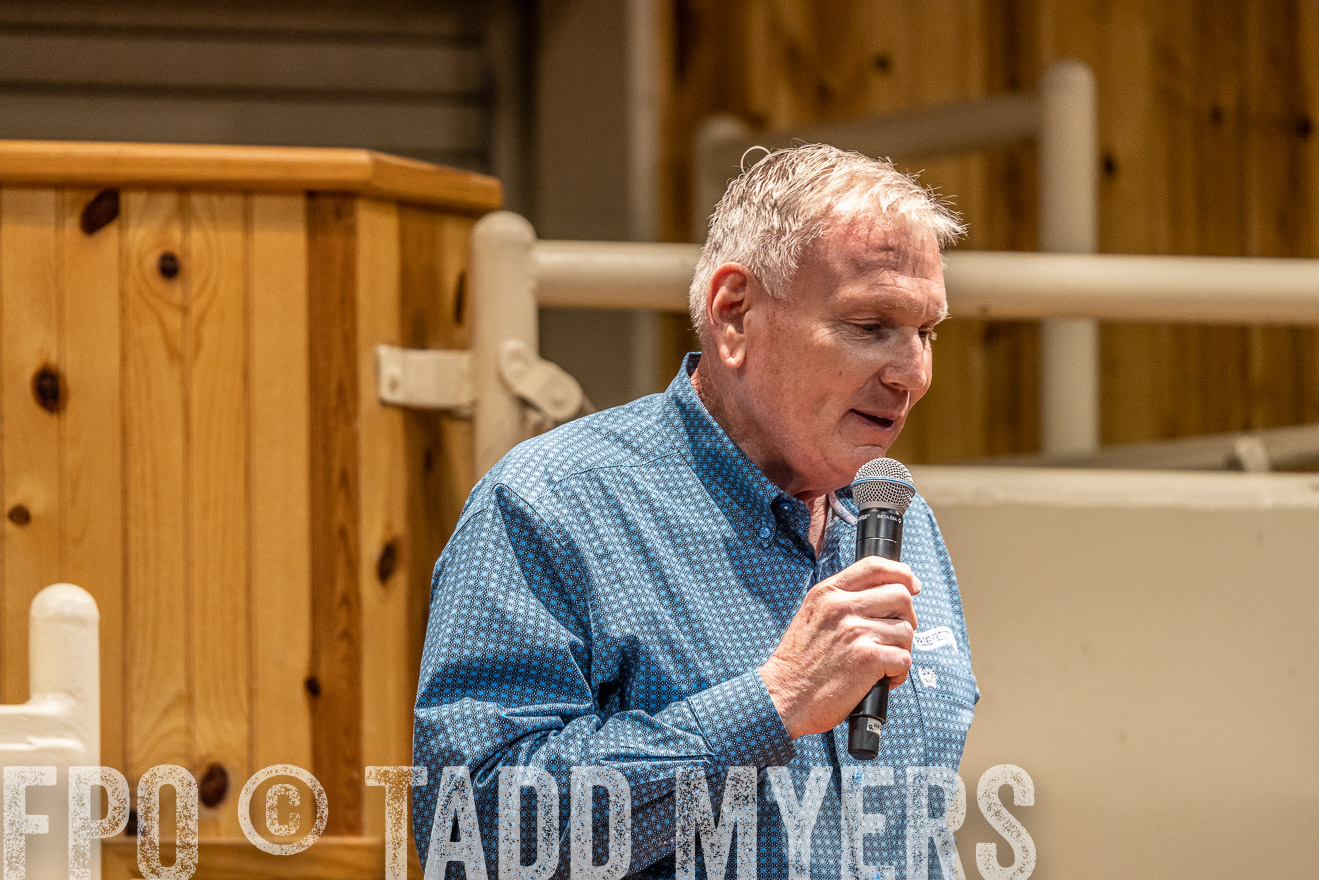 TMyers_BusMeeting_Cameron_May2023-520886