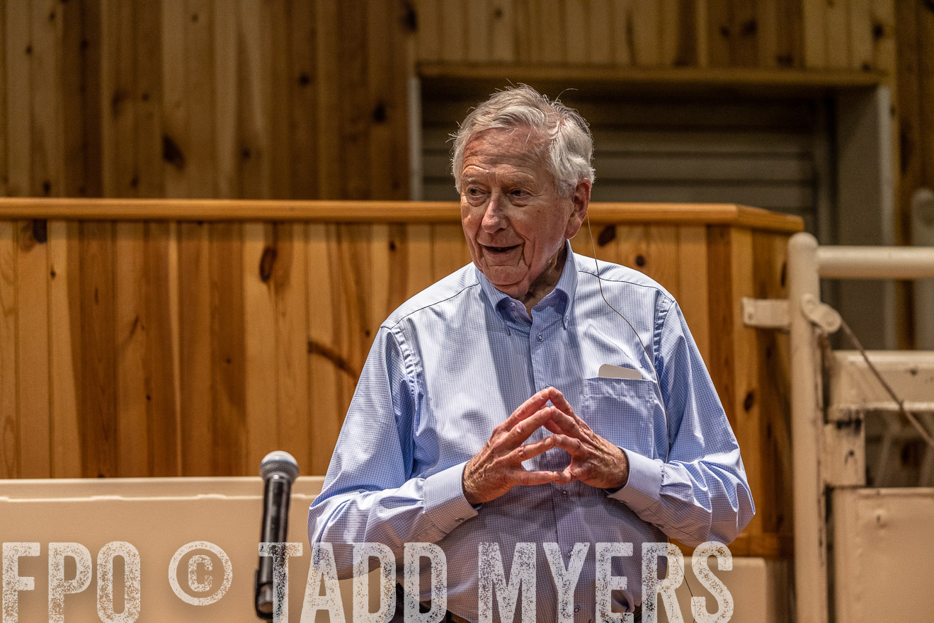TMyers_BusMeeting_Cameron_May2023-520909