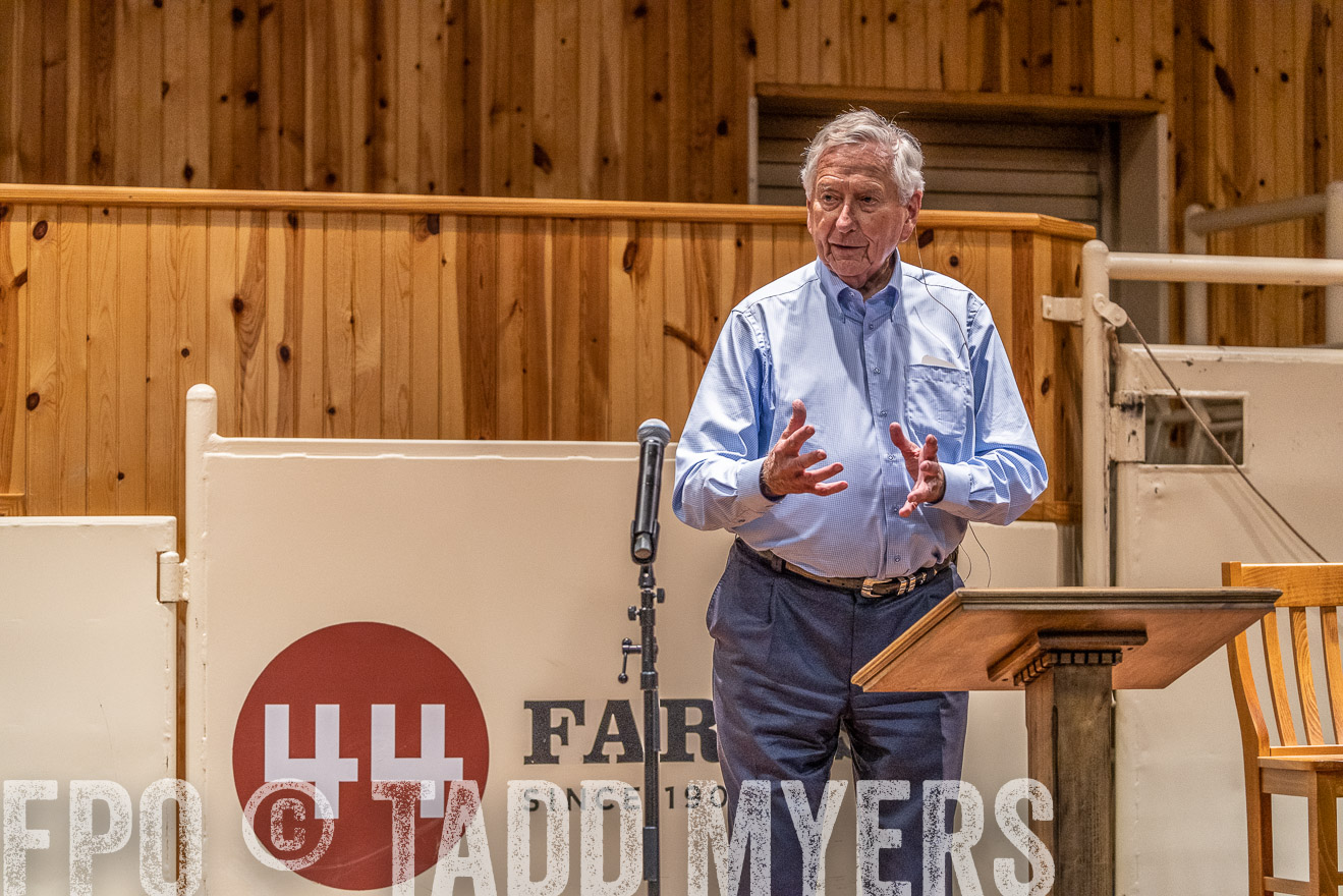 TMyers_BusMeeting_Cameron_May2023-520921