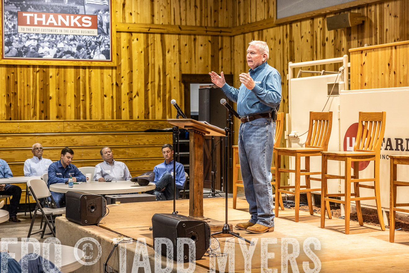 TMyers_BusMeeting_Cameron_May2023-526507