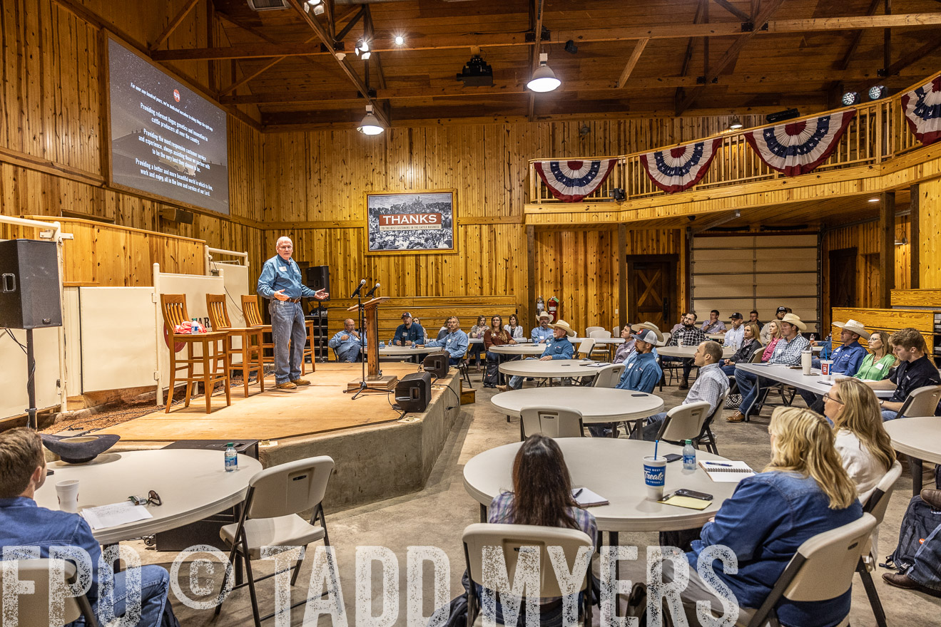 TMyers_BusMeeting_Cameron_May2023-526596