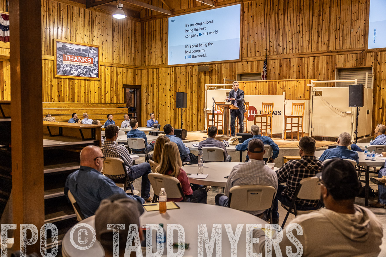 TMyers_BusMeeting_Cameron_May2023-526745