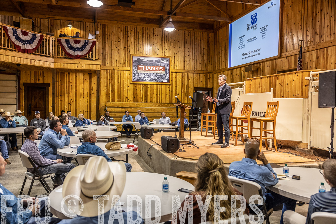 TMyers_BusMeeting_Cameron_May2023-526766