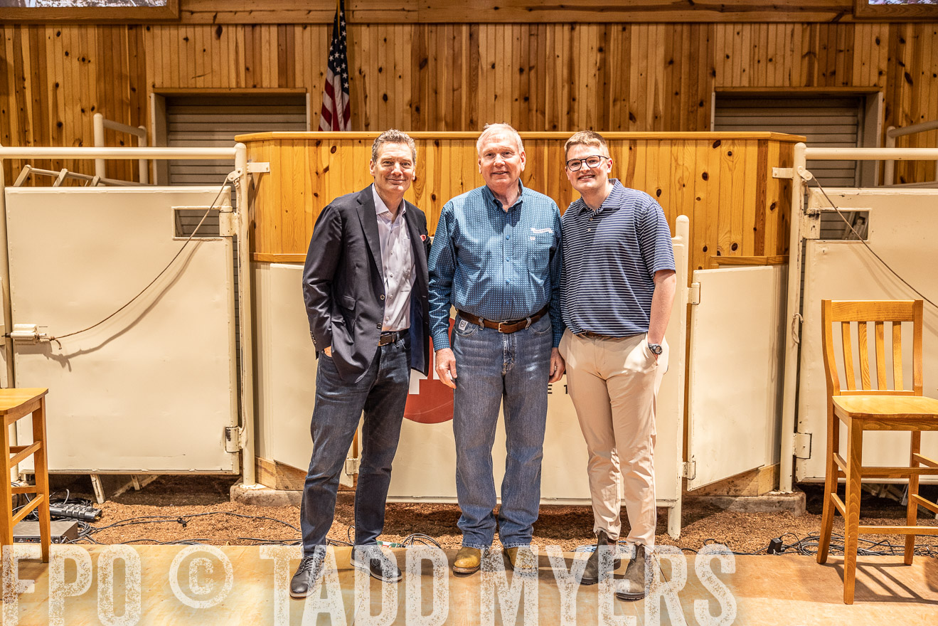 TMyers_BusMeeting_Cameron_May2023-526824