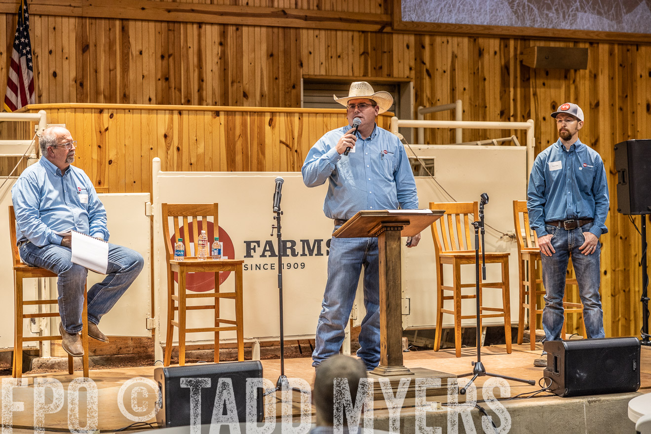 TMyers_BusMeeting_Cameron_May2023-526853