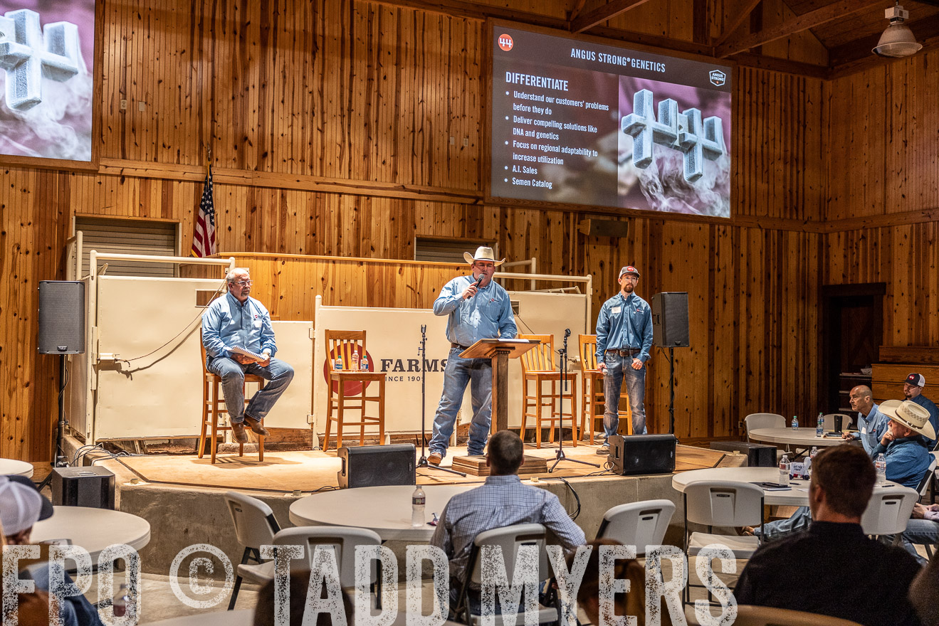 TMyers_BusMeeting_Cameron_May2023-526864