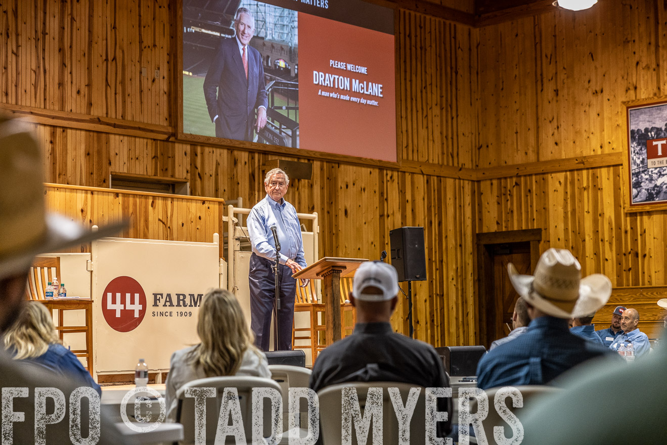 TMyers_BusMeeting_Cameron_May2023-527026