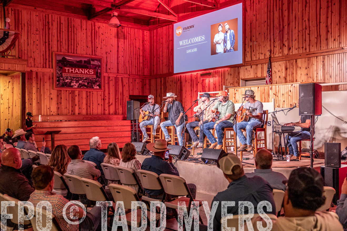 TMyers_BusMeeting_Cameron_May2023-527128