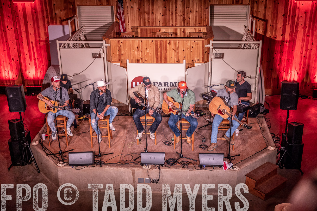 TMyers_BusMeeting_Cameron_May2023-527150