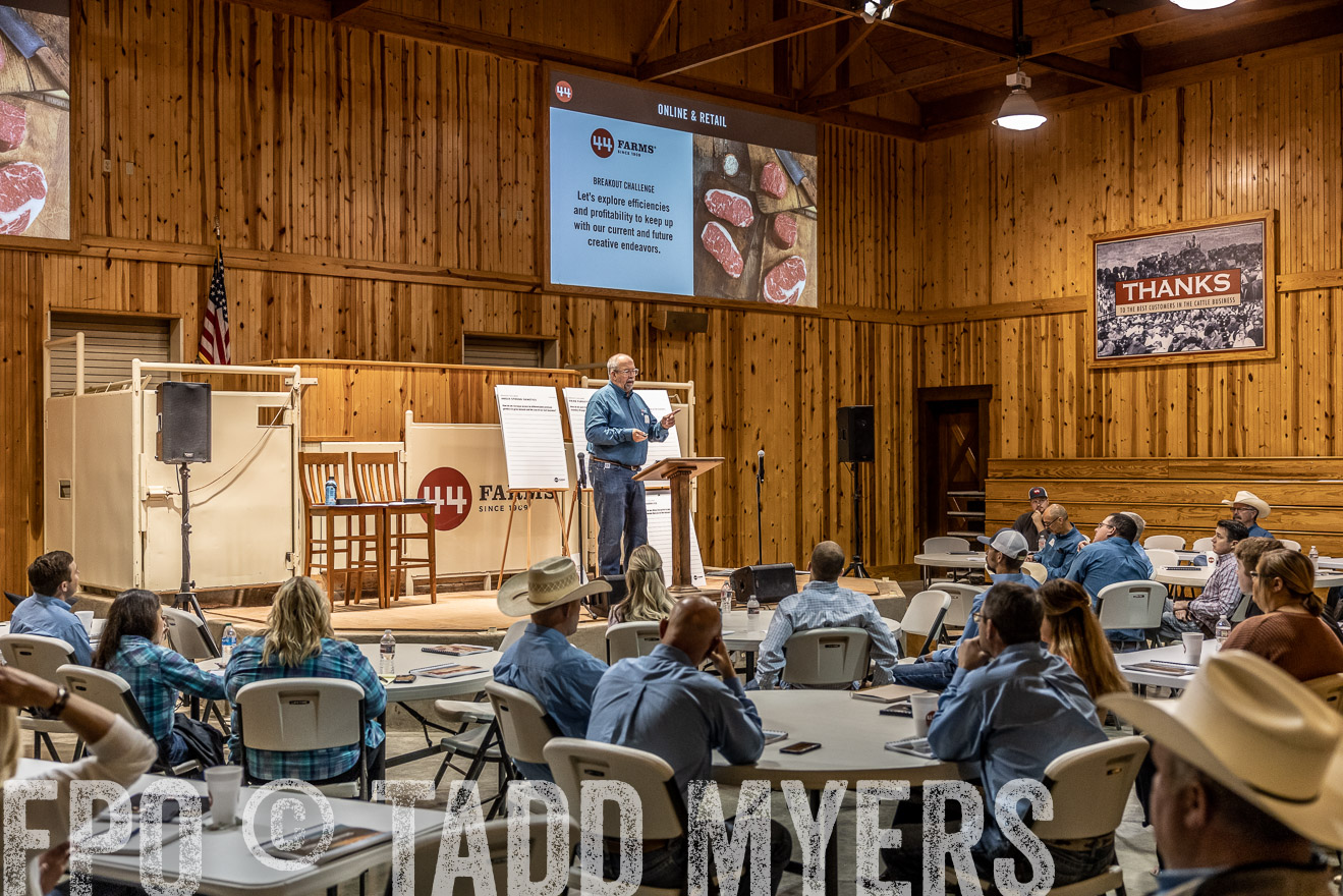 TMyers_BusMeeting_Cameron_May2023-527293