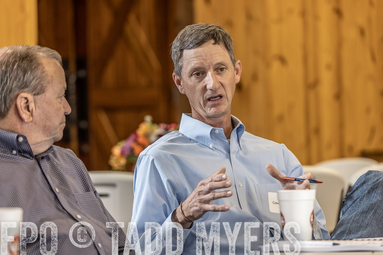 TMyers_BusMeeting_Cameron_May2023-527464