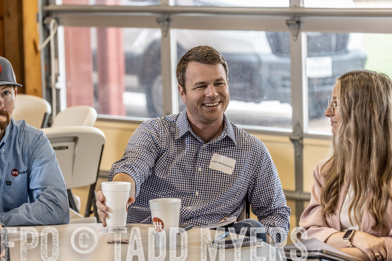 TMyers_BusMeeting_Cameron_May2023-527560