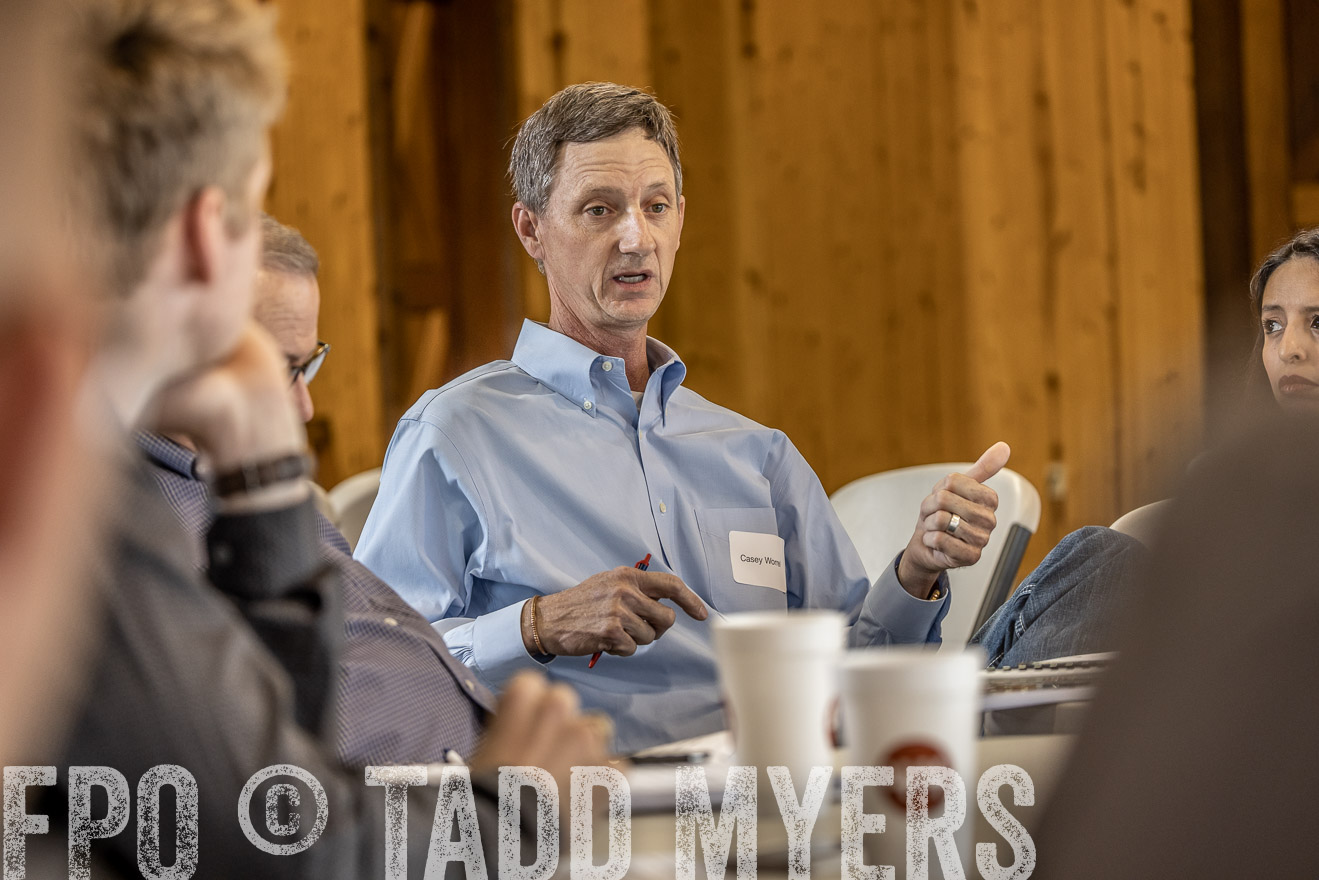 TMyers_BusMeeting_Cameron_May2023-527614