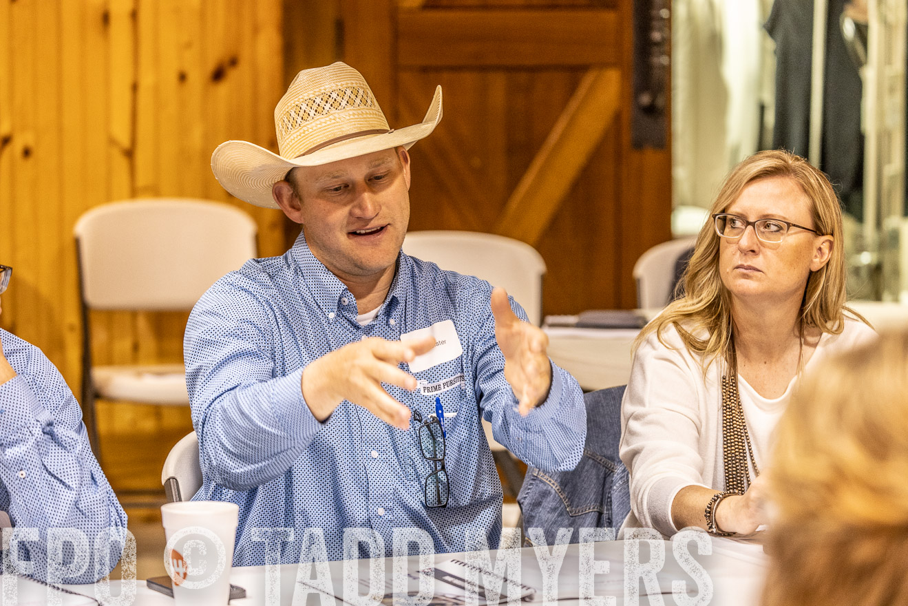 TMyers_BusMeeting_Cameron_May2023-527781