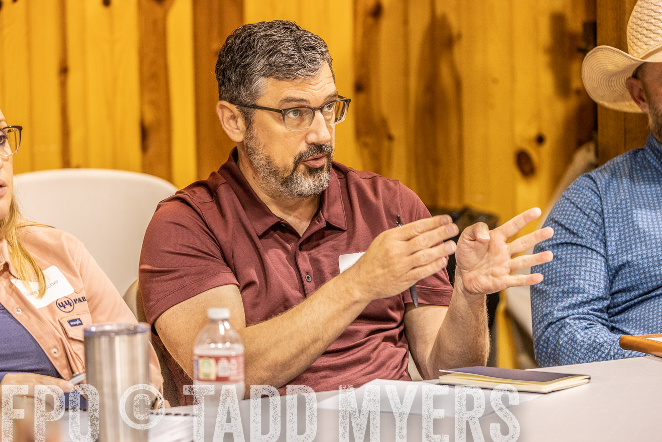 TMyers_BusMeeting_Cameron_May2023-527883
