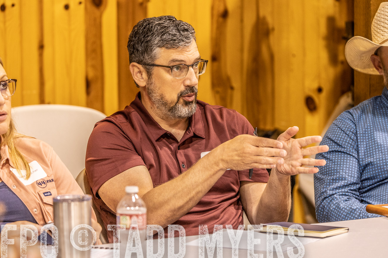 TMyers_BusMeeting_Cameron_May2023-527890