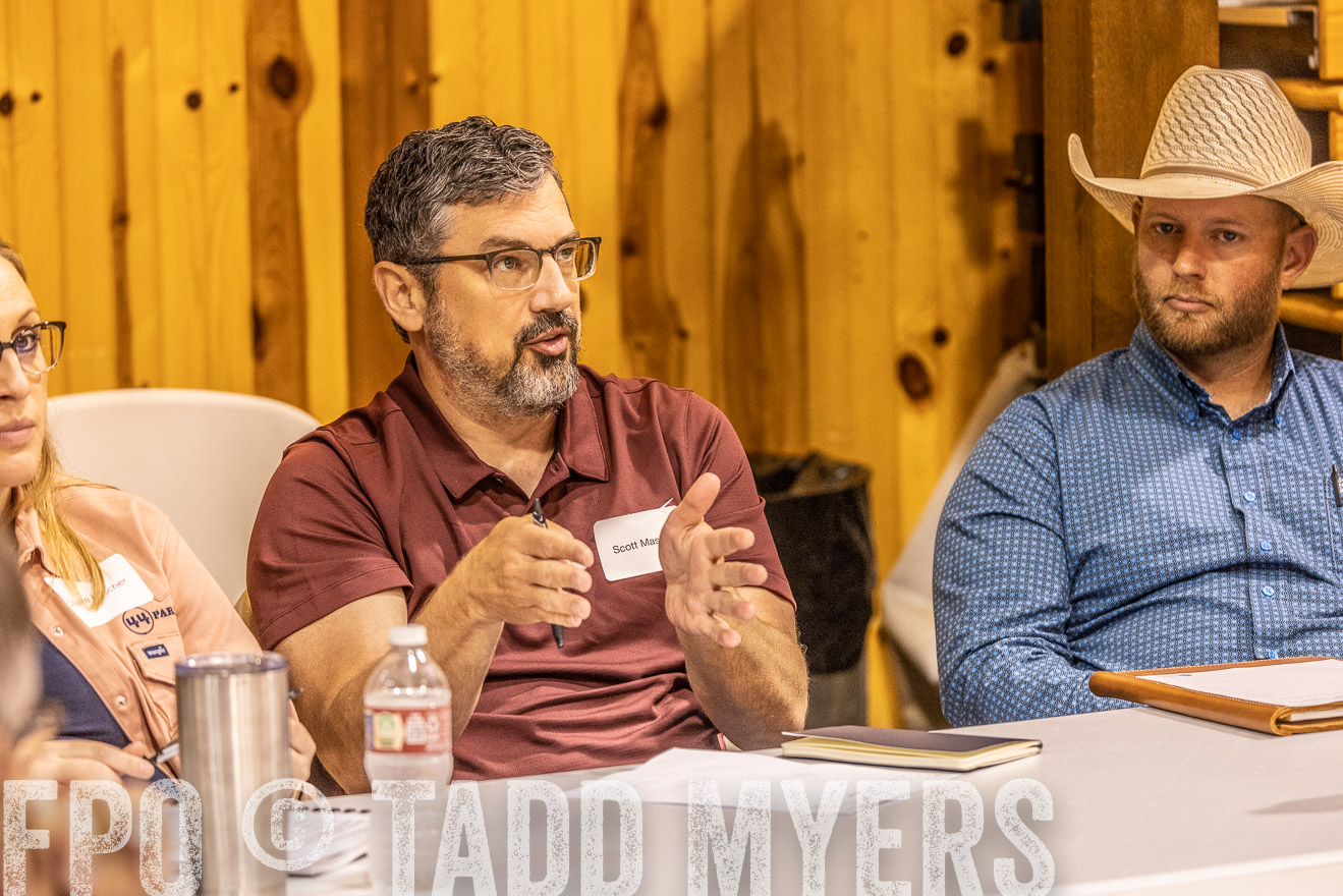 TMyers_BusMeeting_Cameron_May2023-527897