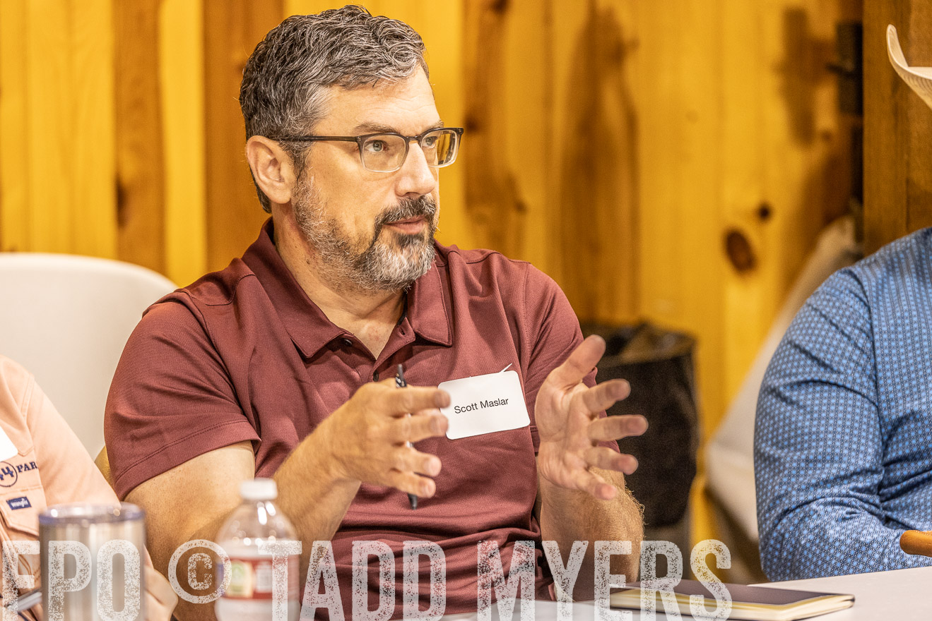 TMyers_BusMeeting_Cameron_May2023-527899