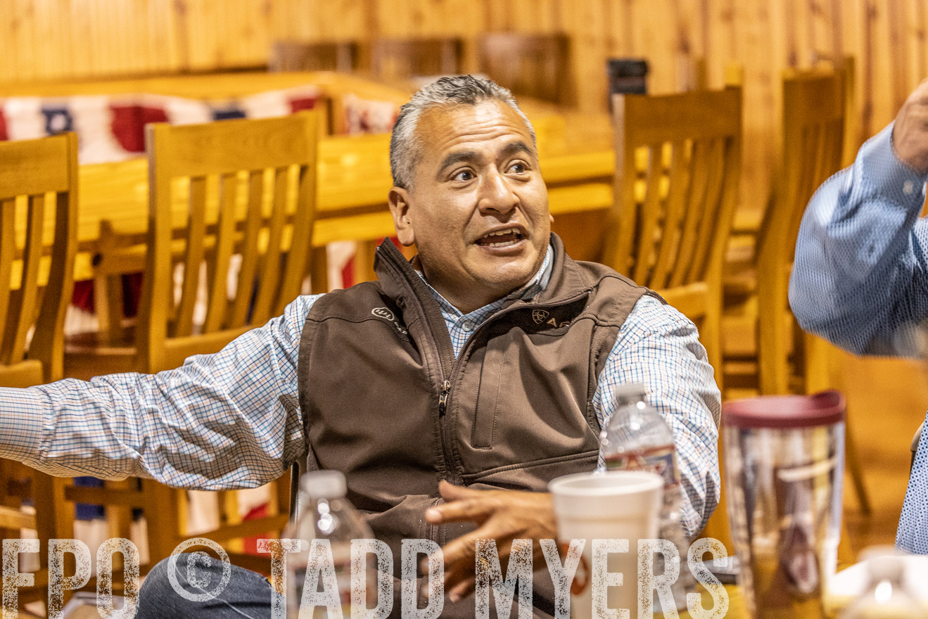 TMyers_BusMeeting_Cameron_May2023-528027