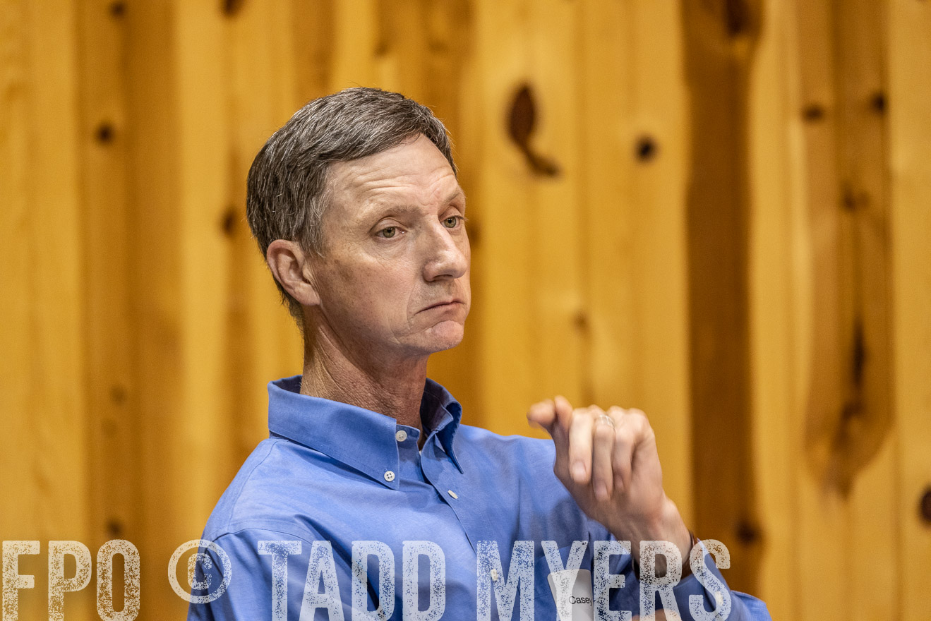 TMyers_BusMeeting_Cameron_May2023-520772