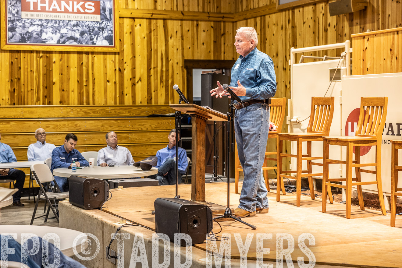 TMyers_BusMeeting_Cameron_May2023-526514