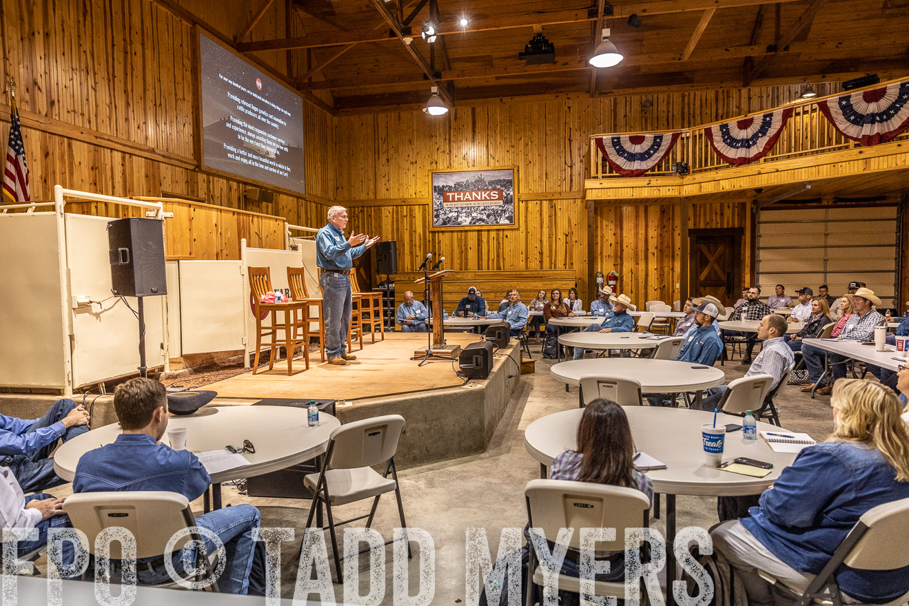TMyers_BusMeeting_Cameron_May2023-526584