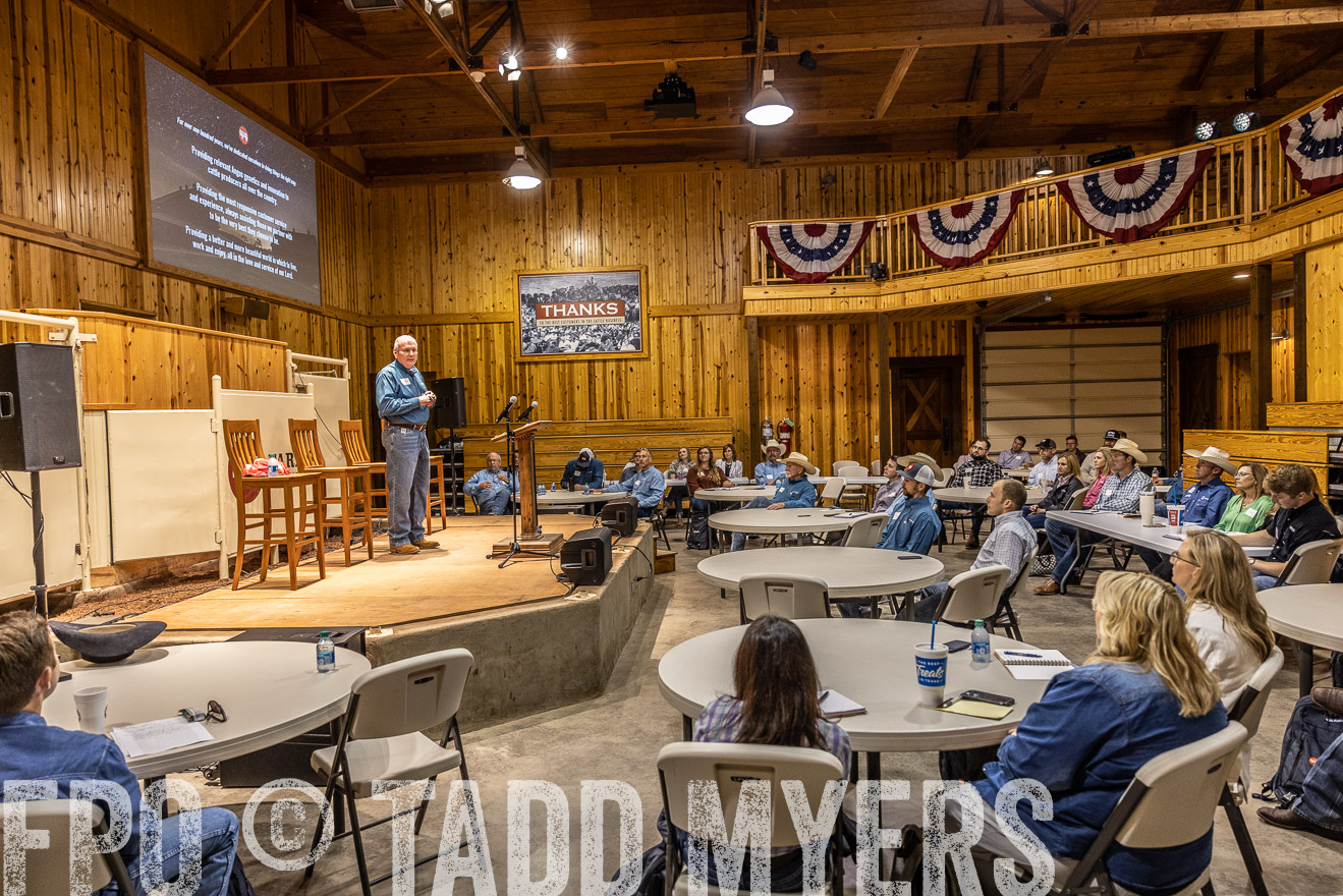 TMyers_BusMeeting_Cameron_May2023-526592