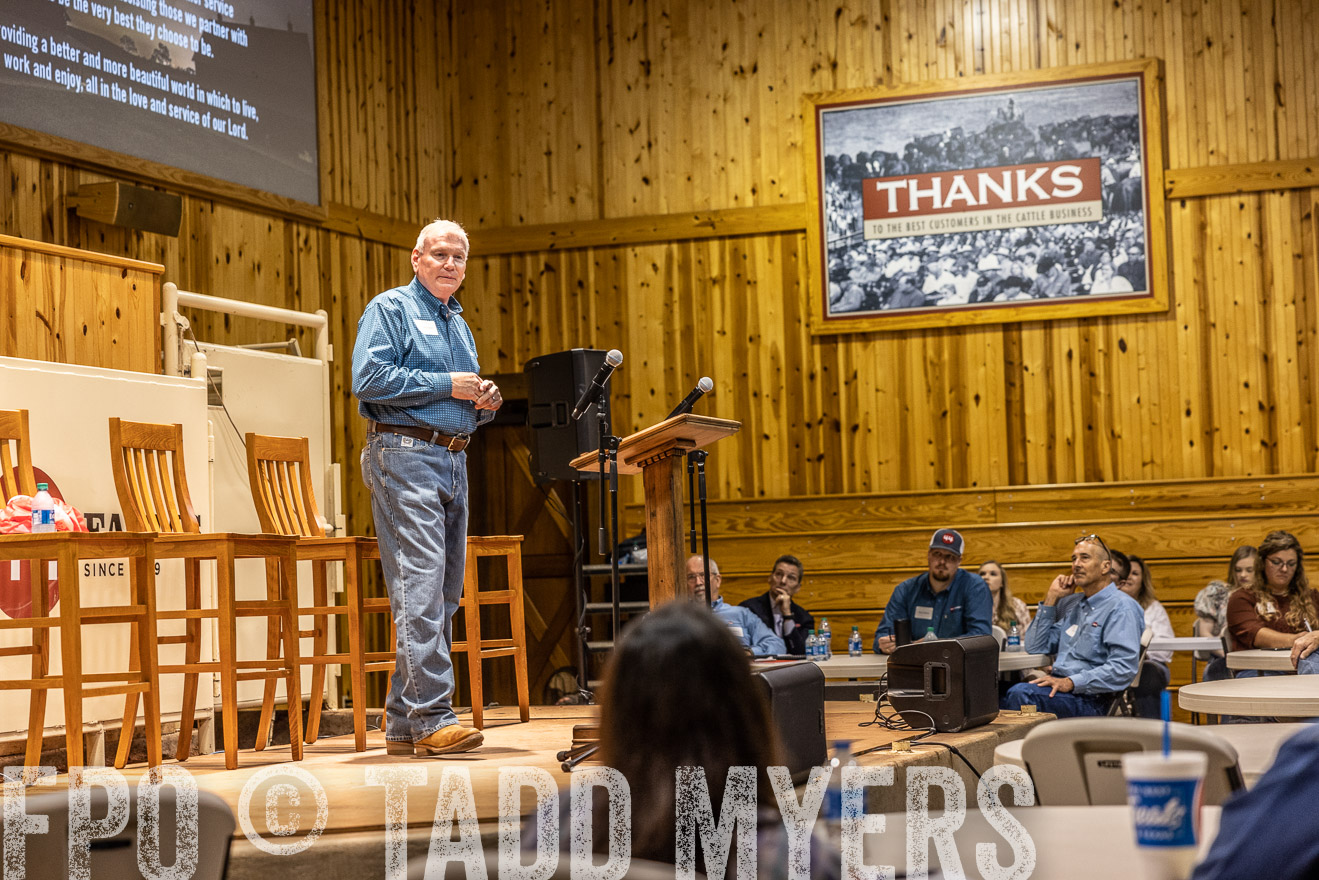 TMyers_BusMeeting_Cameron_May2023-526627