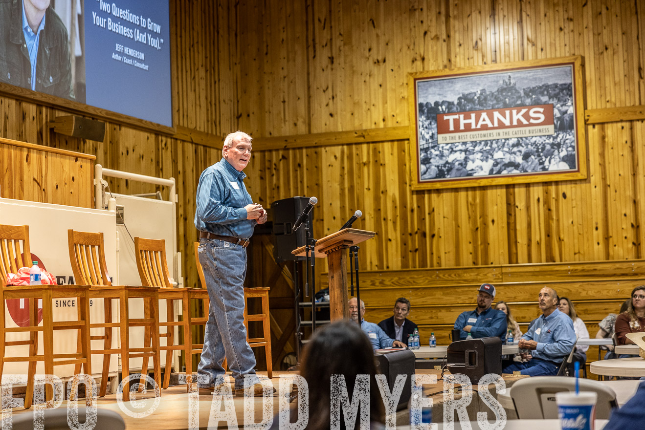 TMyers_BusMeeting_Cameron_May2023-526646