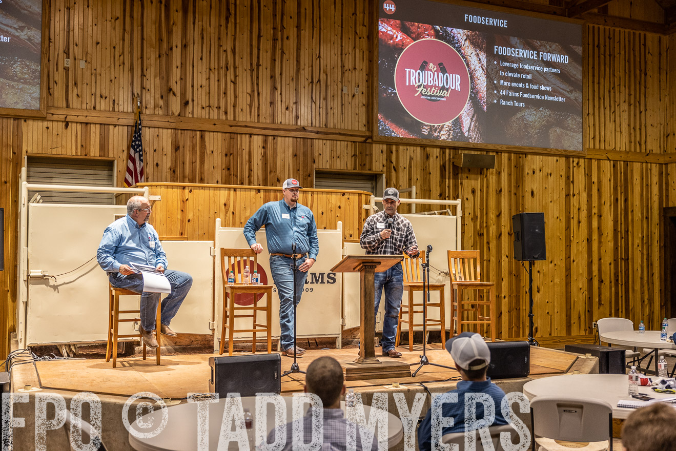 TMyers_BusMeeting_Cameron_May2023-526883