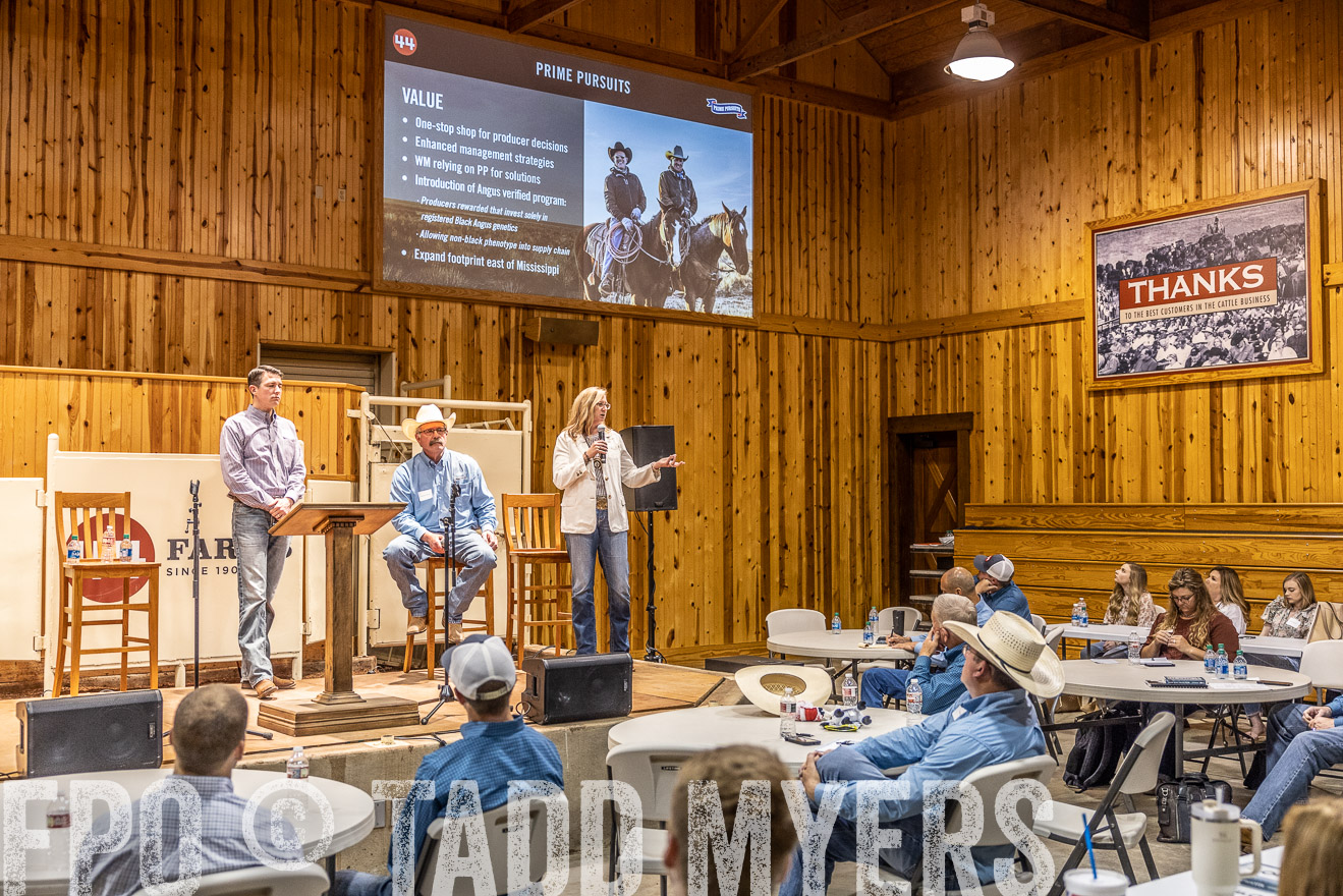 TMyers_BusMeeting_Cameron_May2023-526896