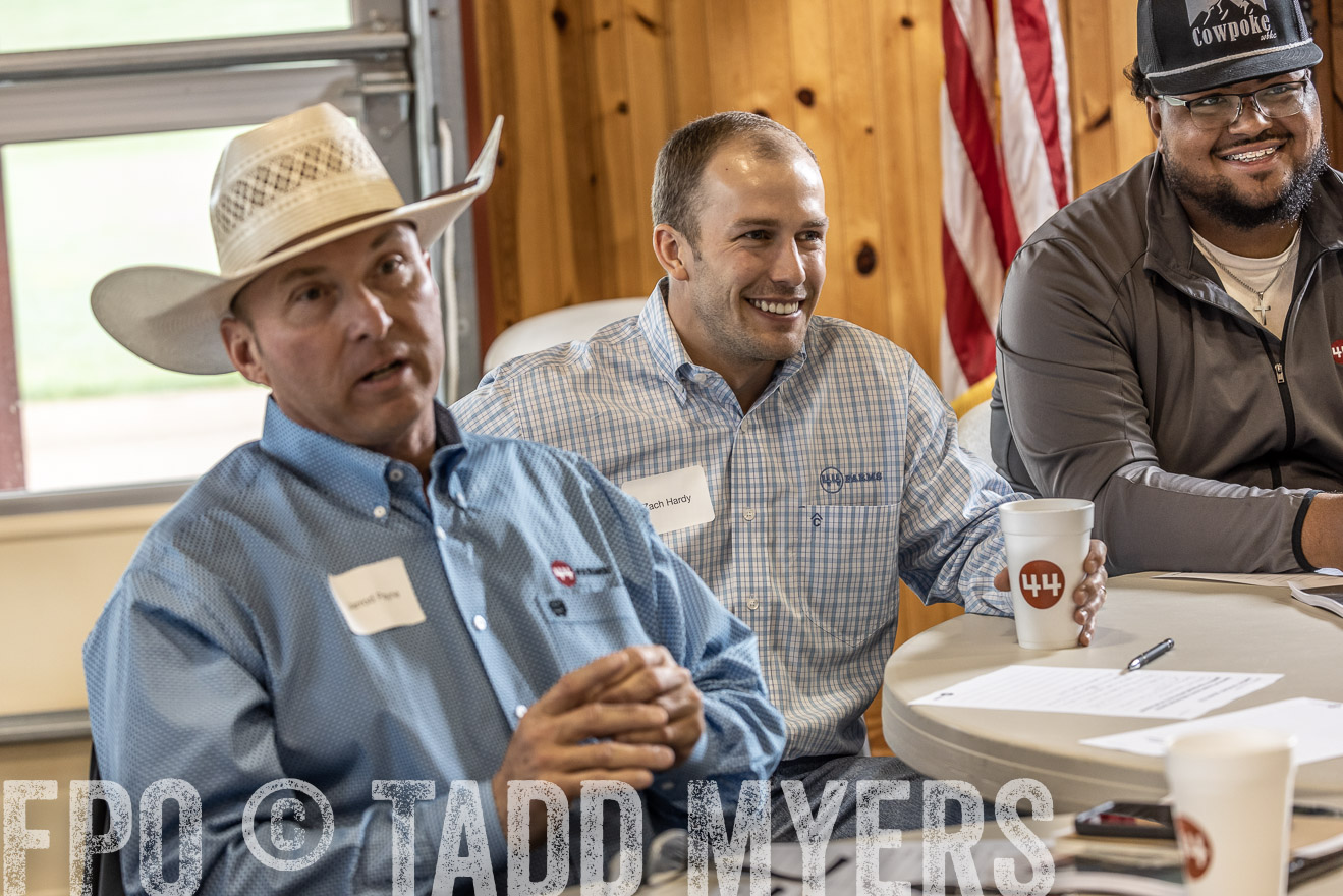 TMyers_BusMeeting_Cameron_May2023-527351