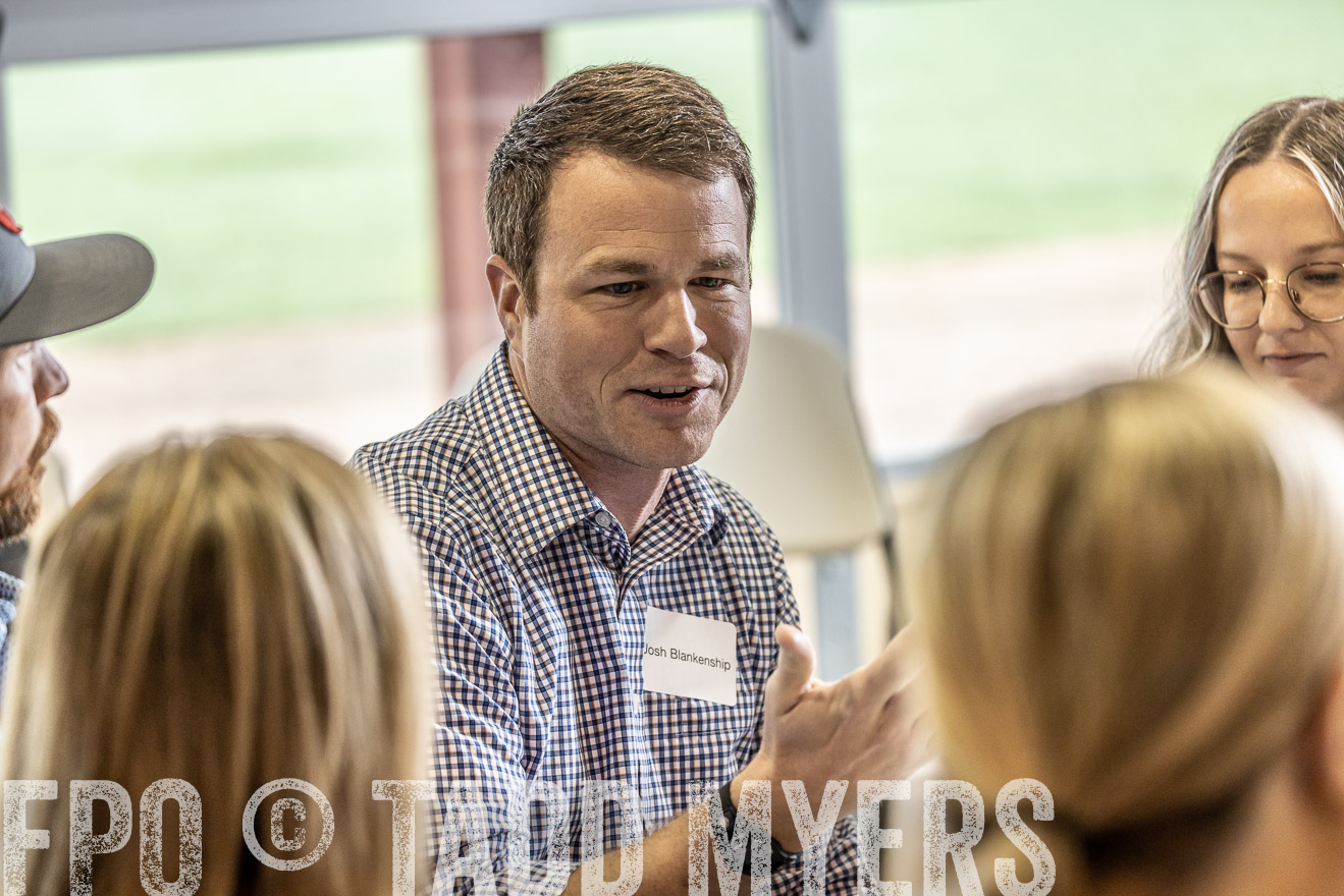 TMyers_BusMeeting_Cameron_May2023-527366