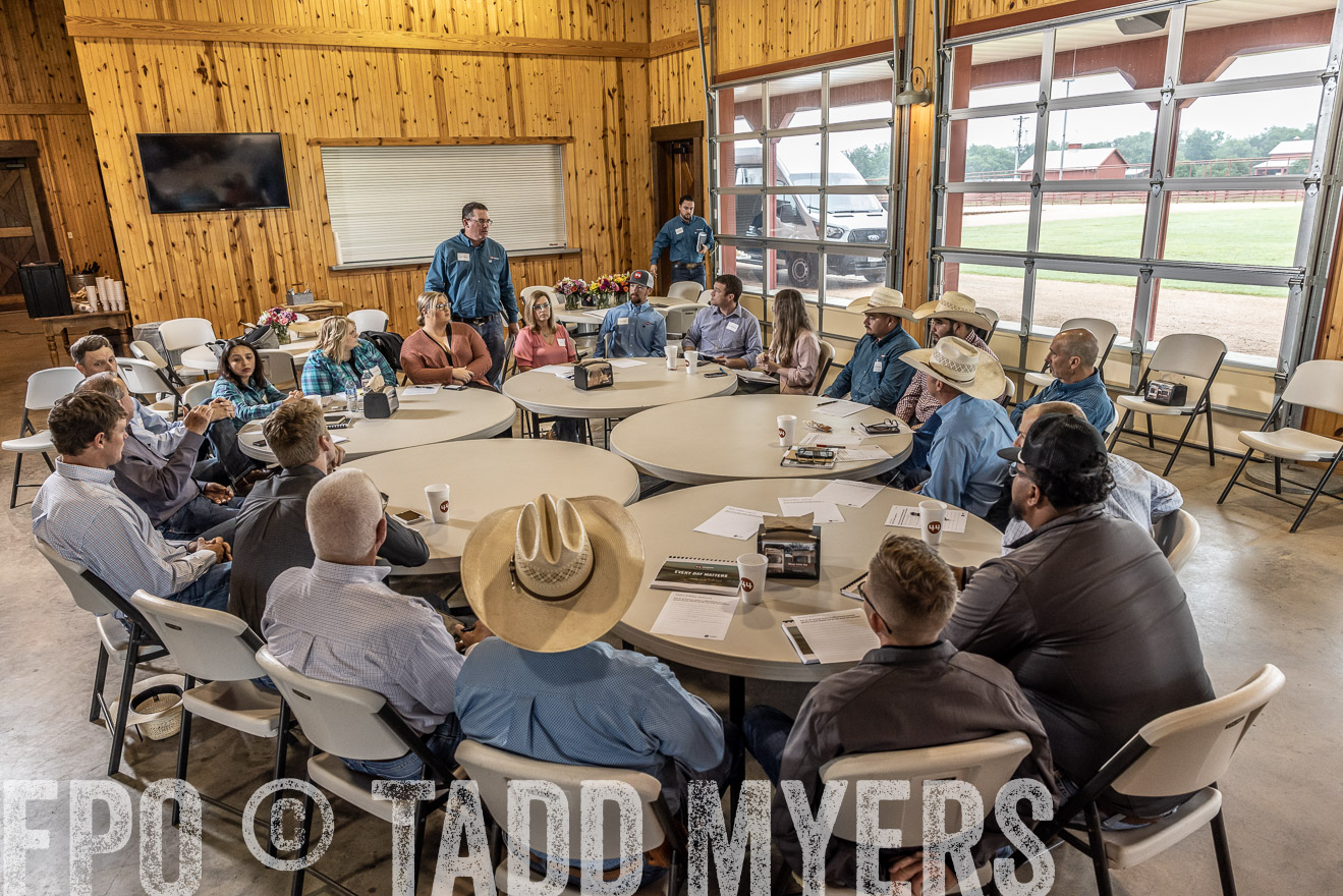 TMyers_BusMeeting_Cameron_May2023-527458
