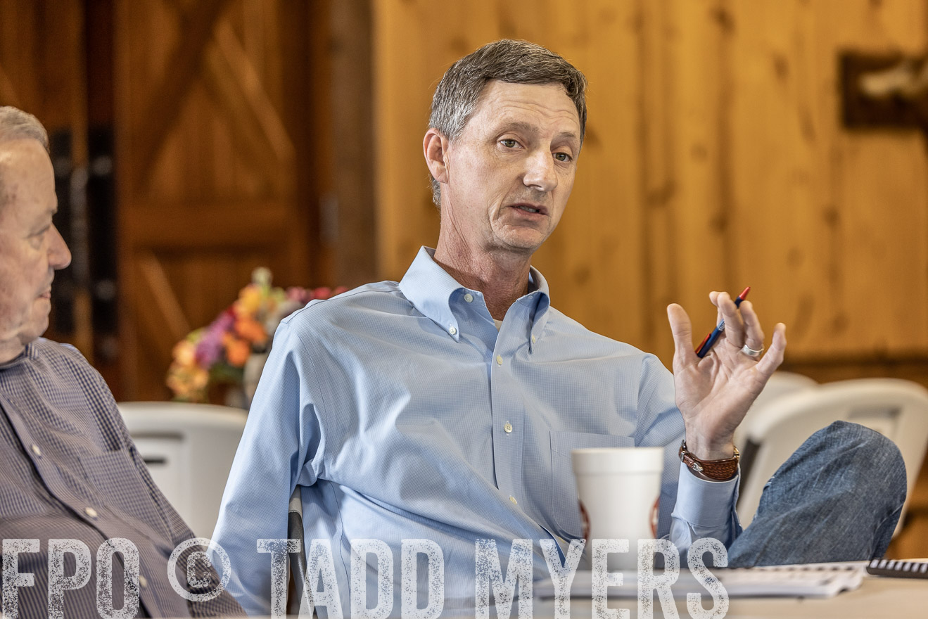 TMyers_BusMeeting_Cameron_May2023-527465