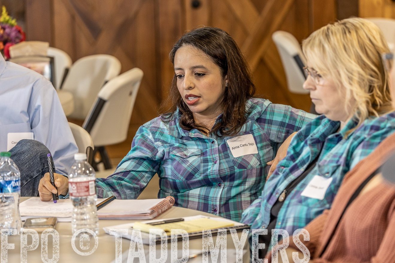 TMyers_BusMeeting_Cameron_May2023-527554