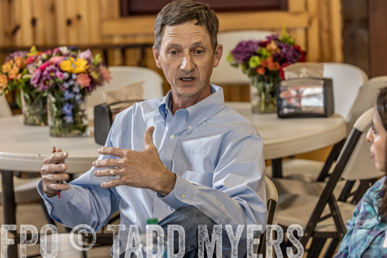 TMyers_BusMeeting_Cameron_May2023-527573